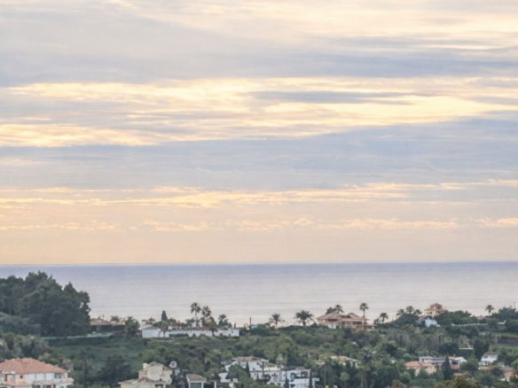 Villa for sale in Benahavís