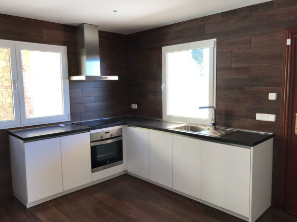 Villa for sale in Benalmadena