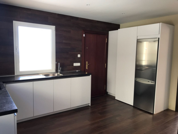 Villa for sale in Benalmadena