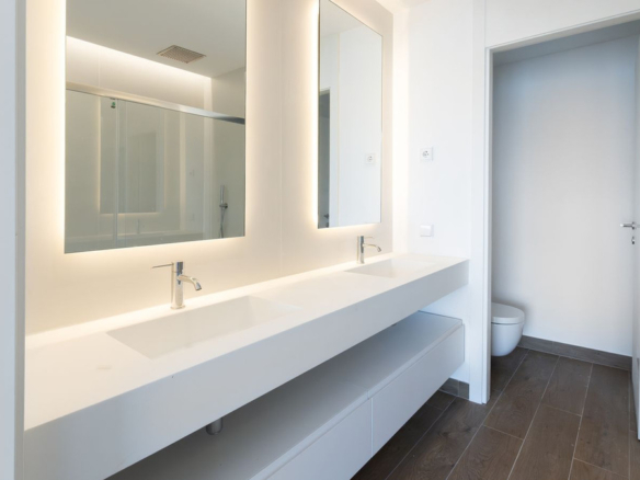 Villa for sale in Benalmadena