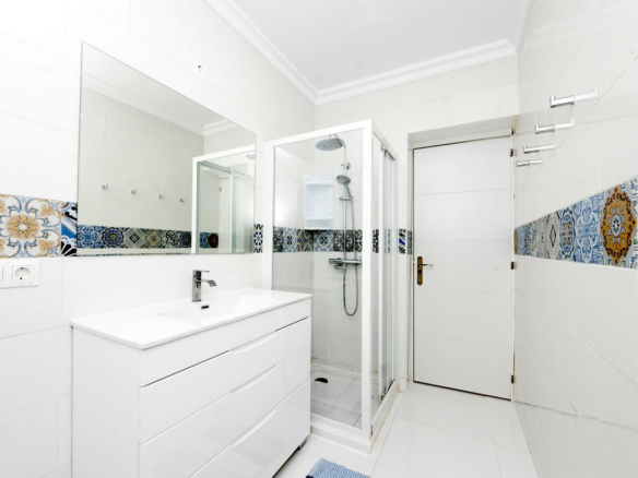 Villa for sale in Benalmadena