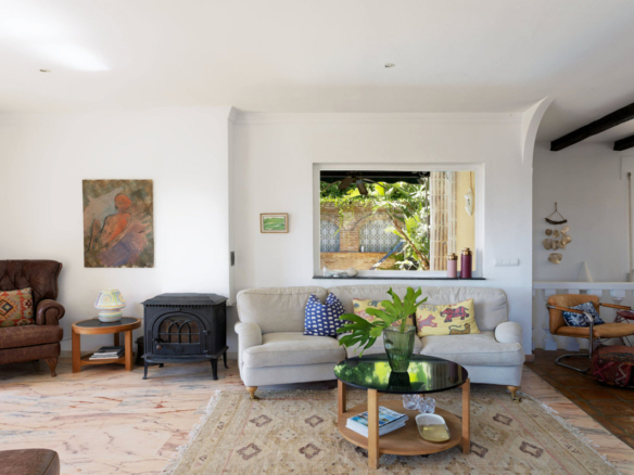 Villa for sale in Benalmadena