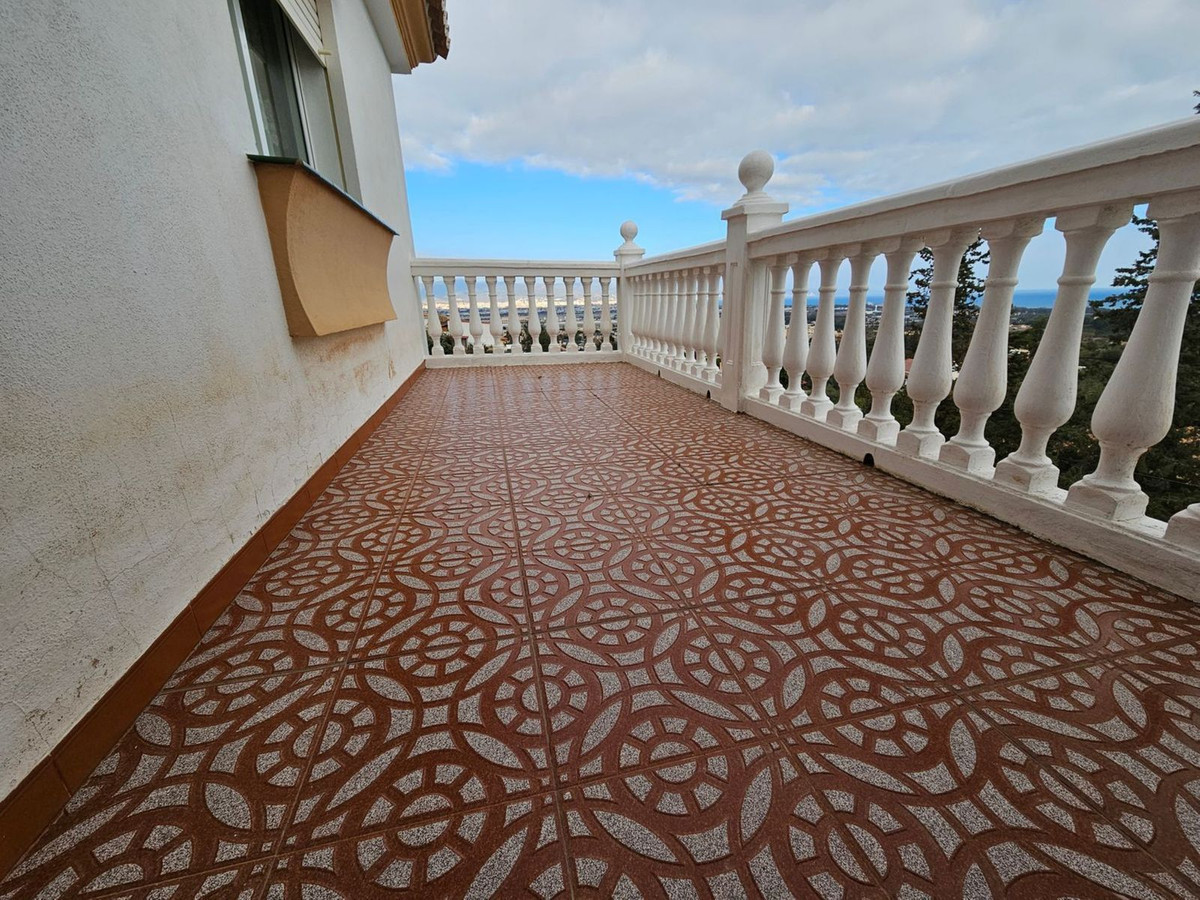 Villa for sale in Churriana