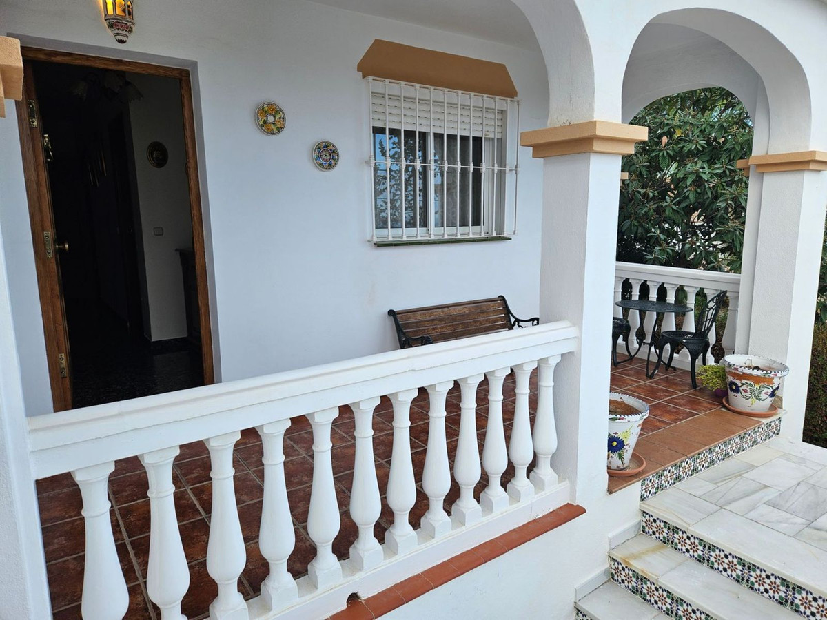 Villa for sale in Churriana
