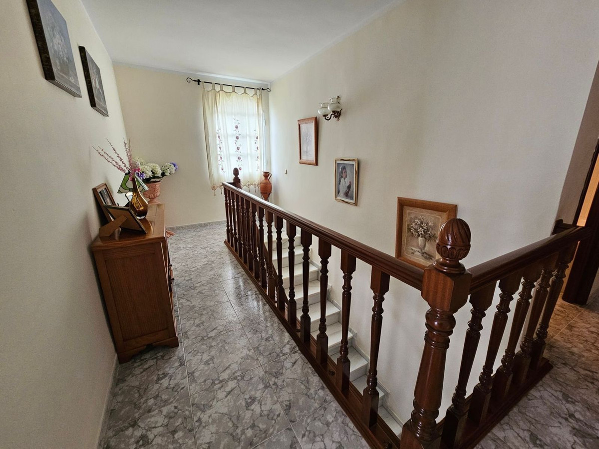 Villa for sale in Churriana