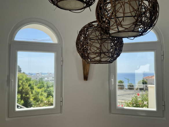 Villa for sale in Estepona