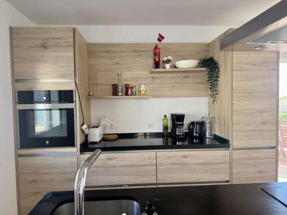 Villa for sale in Estepona