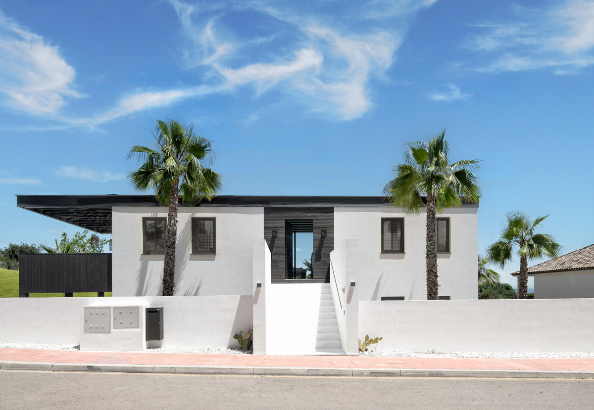 Villa til salg i Estepona