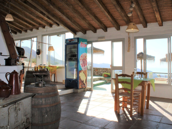 Villa for sale in Frigiliana