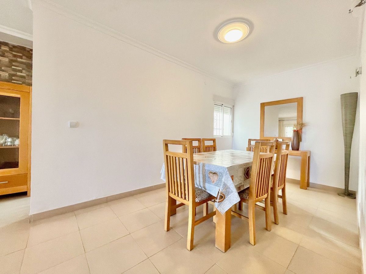 Villa for sale in Fuengirola