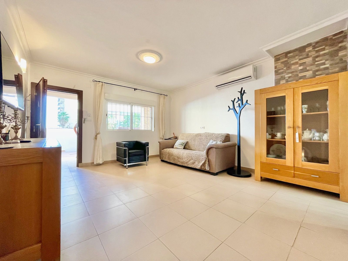 Villa for sale in Fuengirola