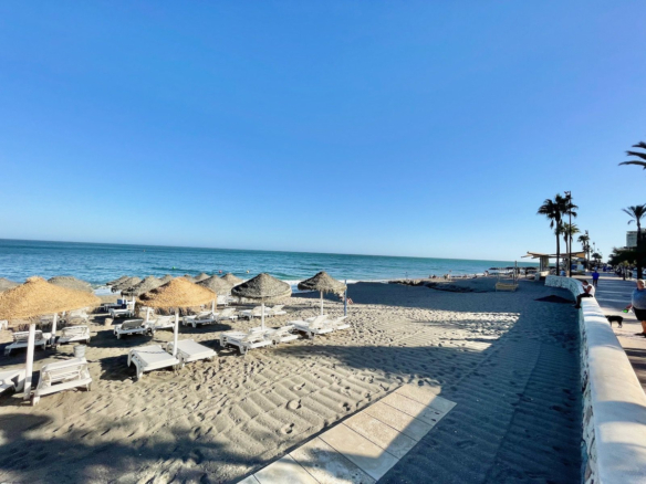 Villa for sale in Fuengirola