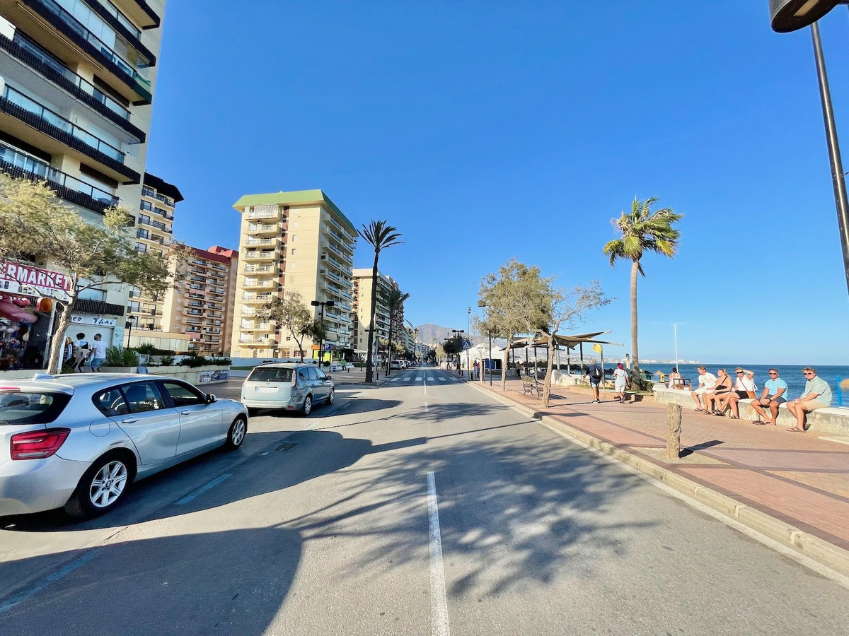 Villa for sale in Fuengirola