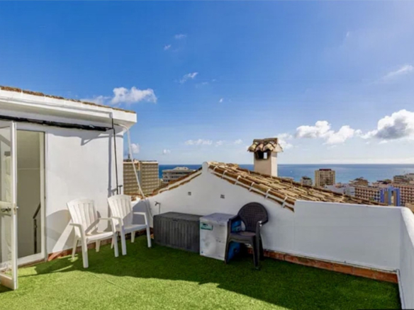 Villa for sale in Fuengirola