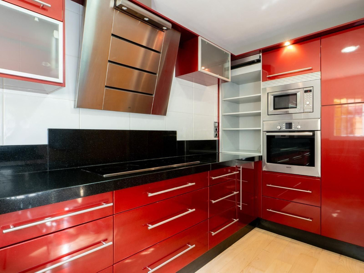 Villa for sale in Fuengirola