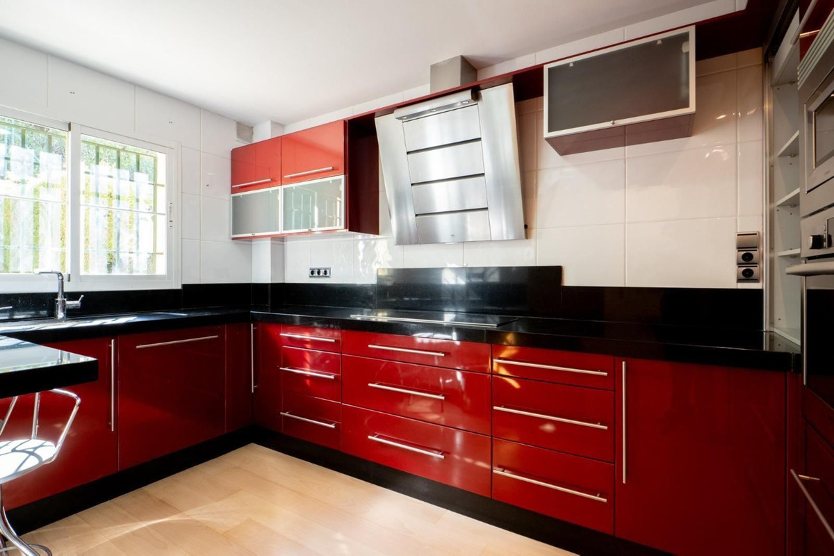 Villa for sale in Fuengirola