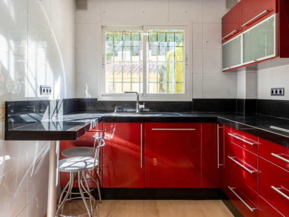 Villa for sale in Fuengirola