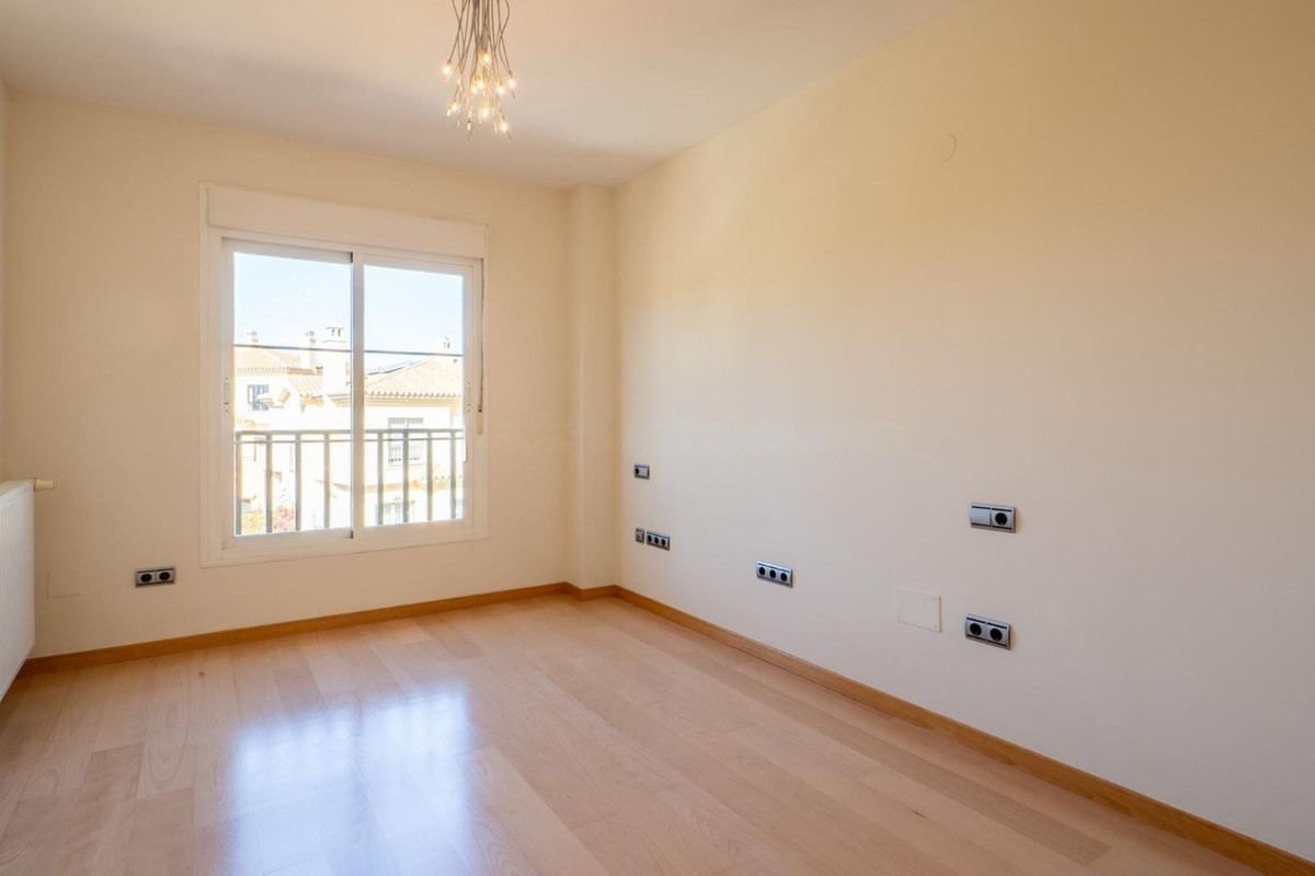 Villa for sale in Fuengirola