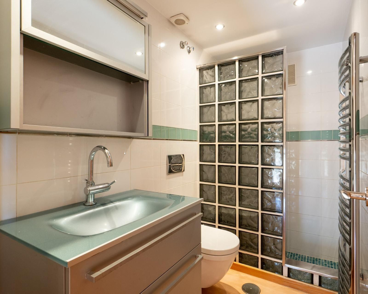 Villa for sale in Fuengirola