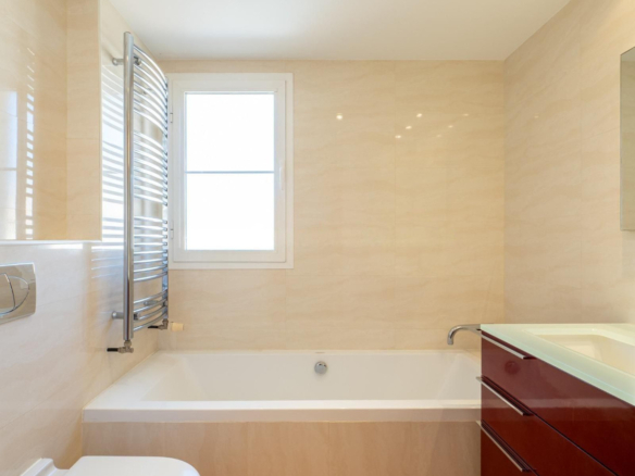 Villa for sale in Fuengirola