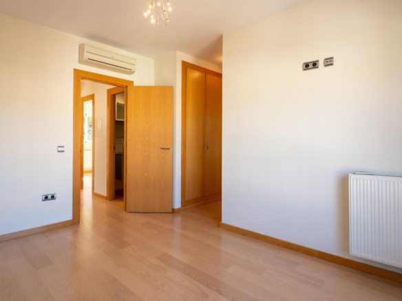 Villa for sale in Fuengirola