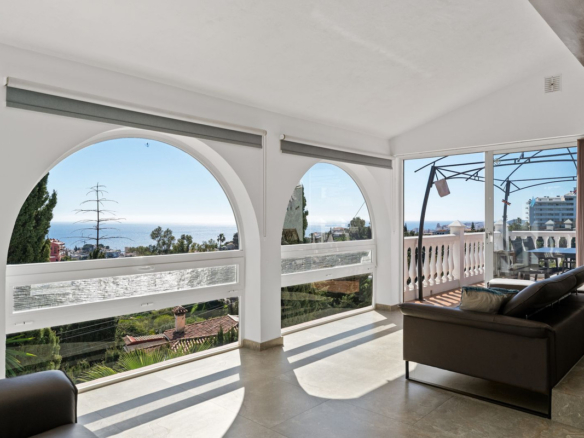 Villa zum Verkauf in Fuengirola