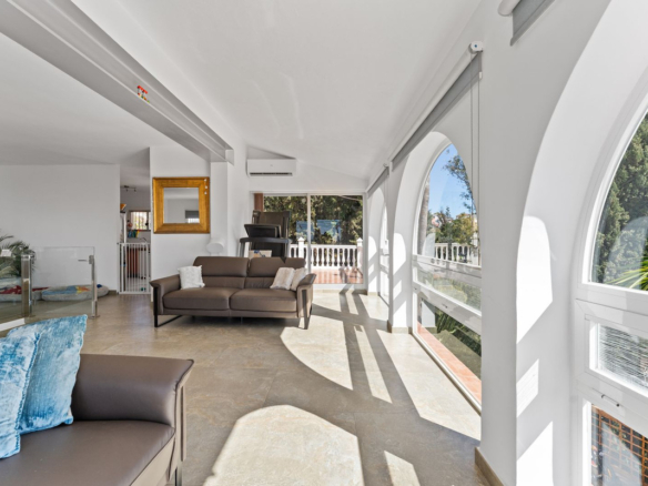 Villa zum Verkauf in Fuengirola