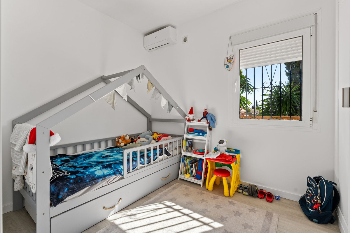 Villa zum Verkauf in Fuengirola