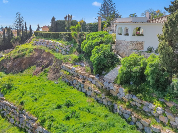 Villa for sale in Fuengirola