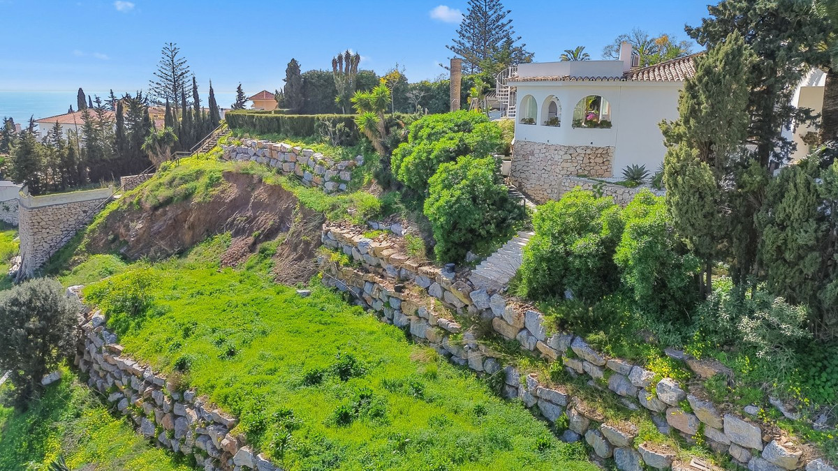 Villa for sale in Fuengirola