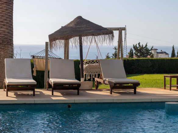 Villa for sale in Fuengirola