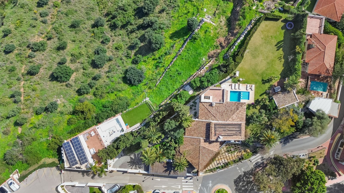 Villa for sale in Fuengirola