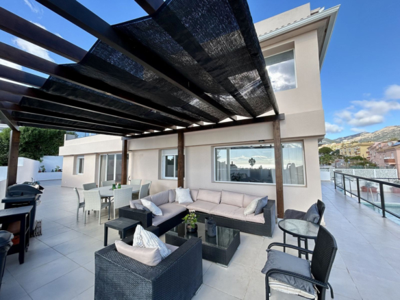 Villa for sale in Fuengirola