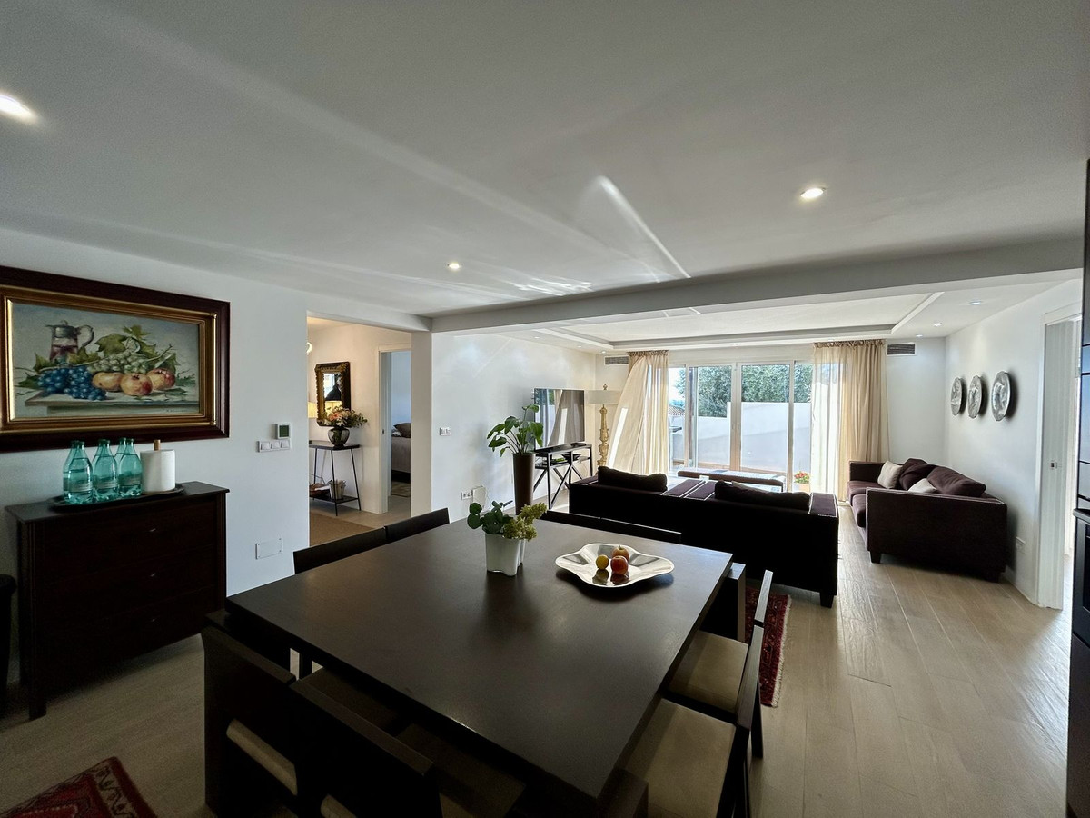 Villa for sale in Fuengirola