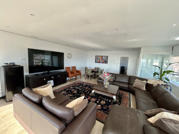 Villa for sale in Fuengirola