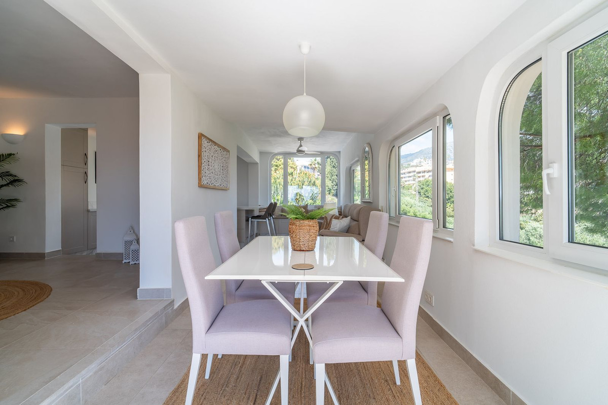 Villa for sale in Fuengirola