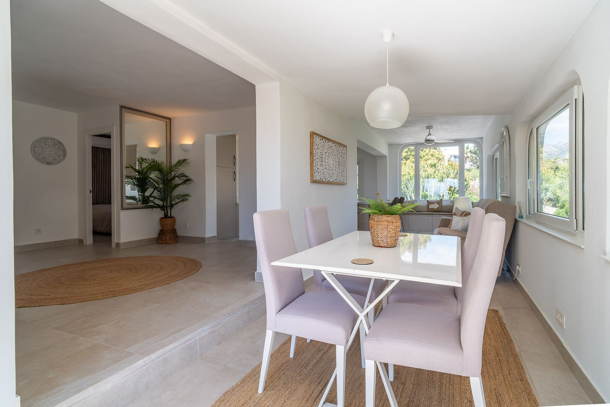 Villa for sale in Fuengirola