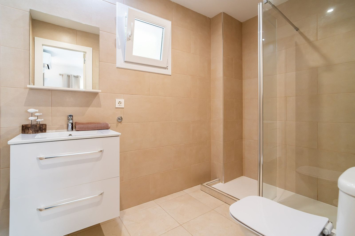 Villa for sale in Fuengirola