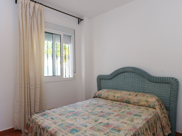Villa for sale in Guaro
