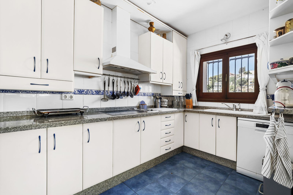 Villa for sale in Málaga