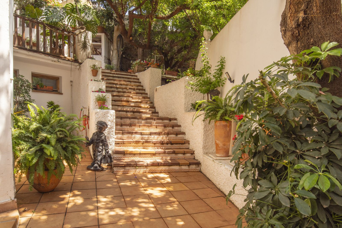 Villa for sale in Málaga