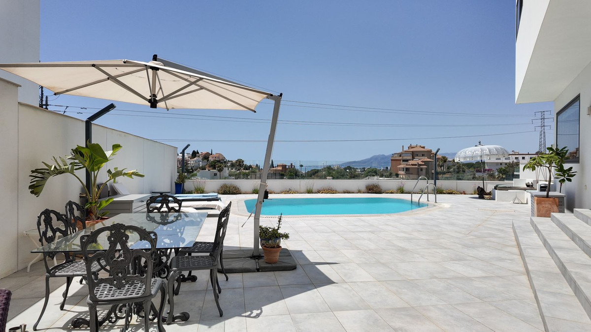 Villa for sale in Málaga