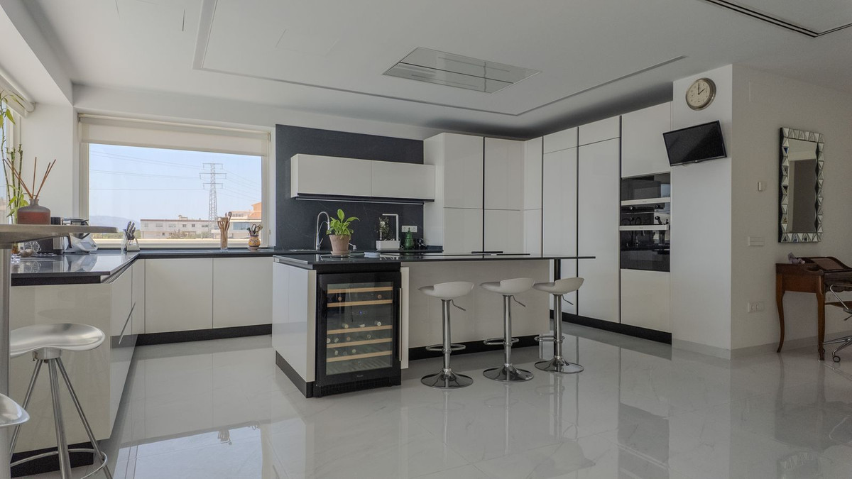 Villa for sale in Málaga