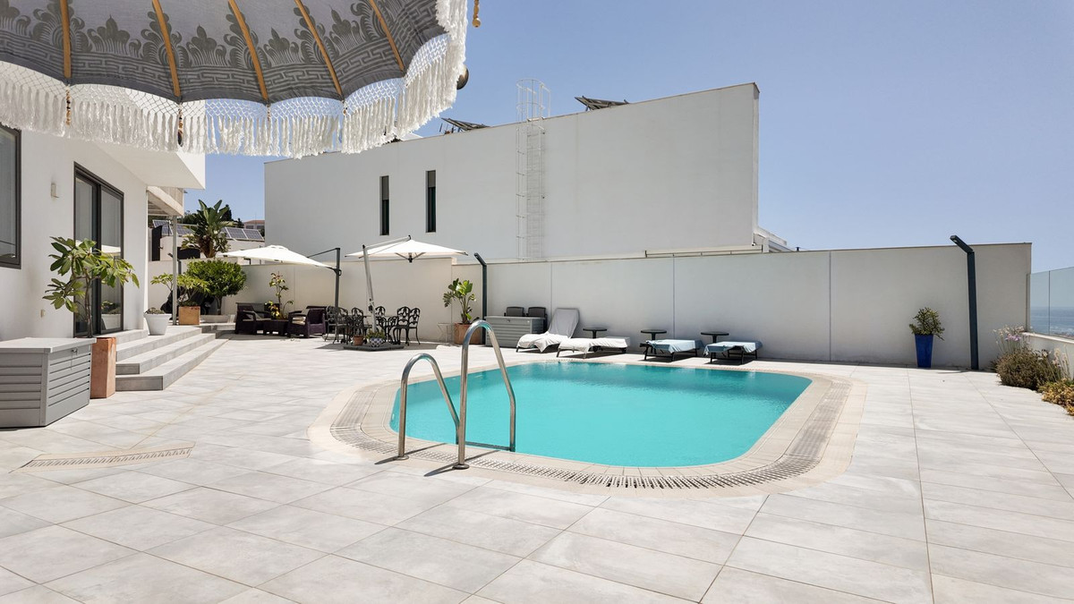Villa for sale in Málaga