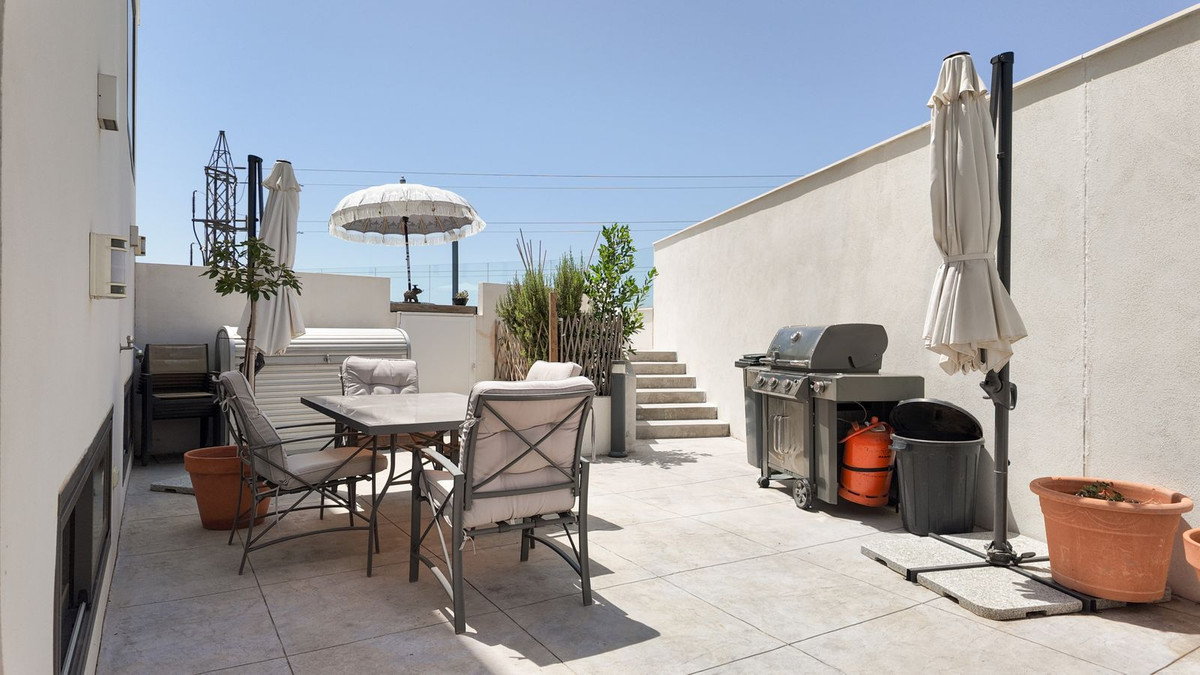 Villa for sale in Málaga