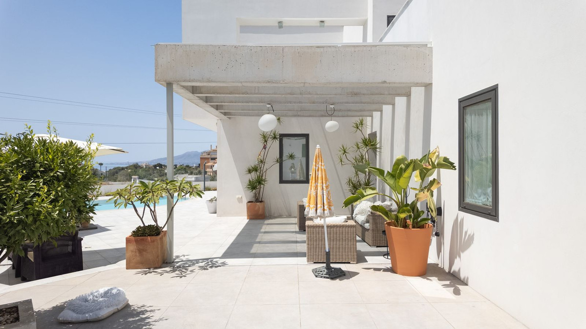 Villa for sale in Málaga