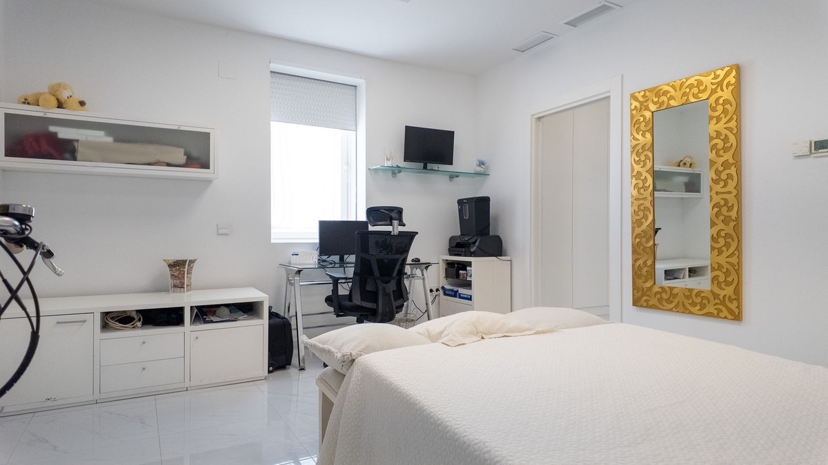 Villa for sale in Málaga