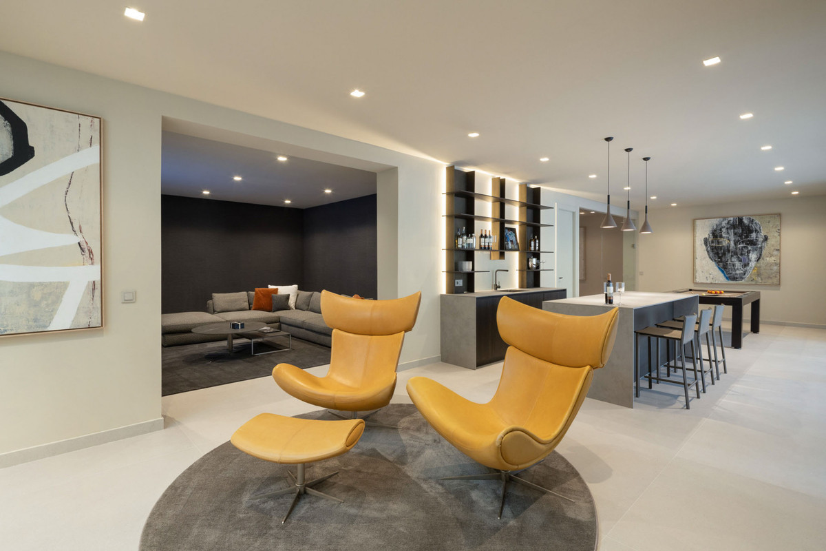 Villa for sale in Málaga