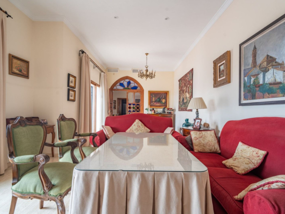 Villa for sale in Málaga