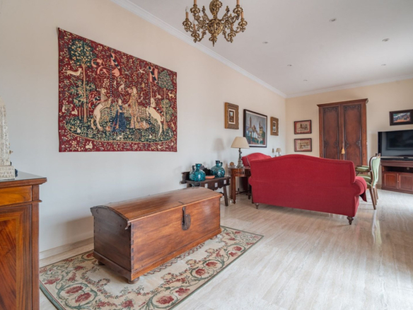 Villa for sale in Málaga